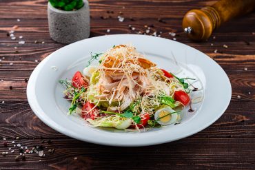 Цезарь с куриным филе 15,00